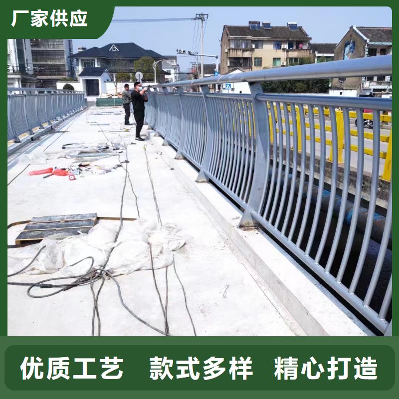 不锈钢复合管市政道路防护栏长期供应