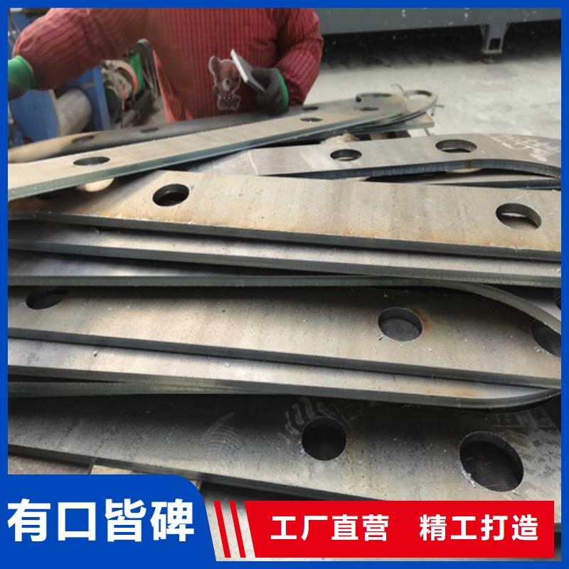 不锈钢复合管护栏_防撞护栏供货及时