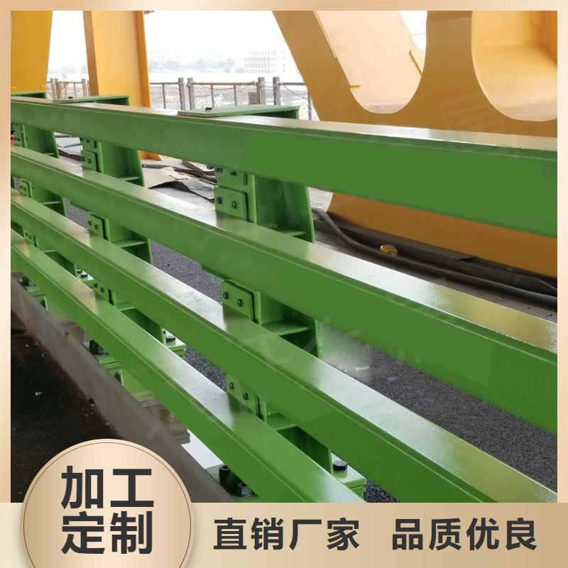 鑫润通【热镀锌立柱】防撞护栏【扶手木钢丝绳护栏】买的放心安兴用的舒心