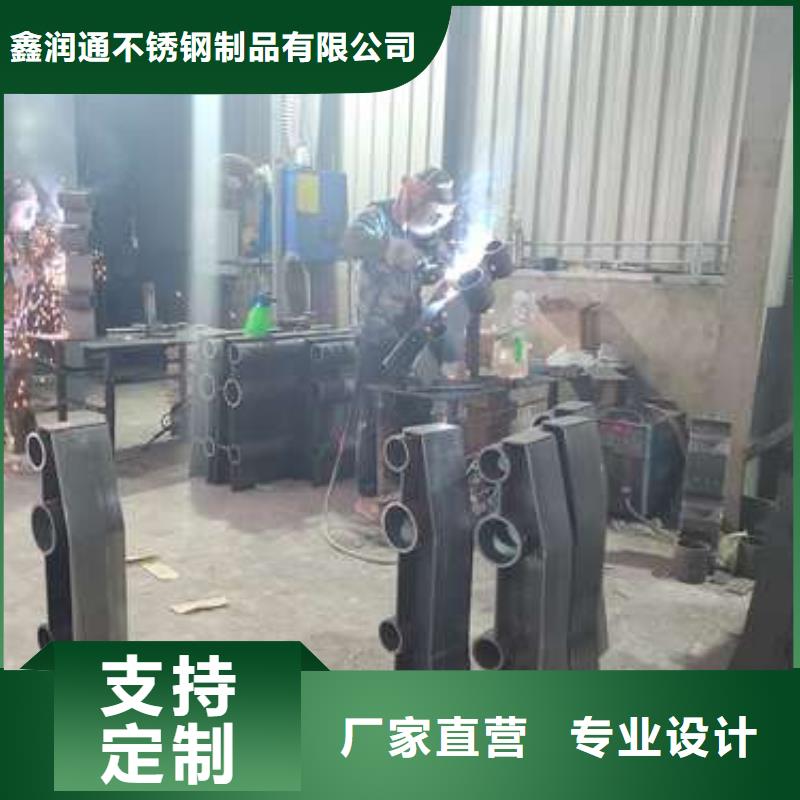 防撞护栏 国道抗冲击围栏优选好材铸造好品质