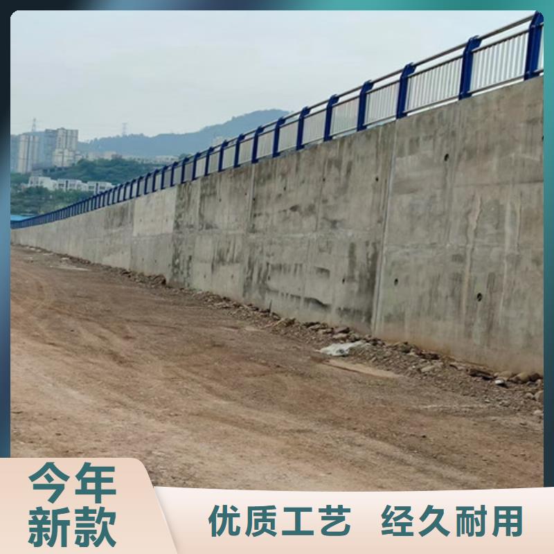 道路护栏玻璃护栏厂家技术完善