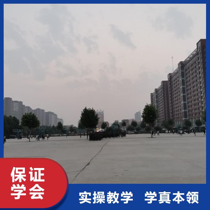 数控学校哪个学校能学厨师烹饪师资力量强