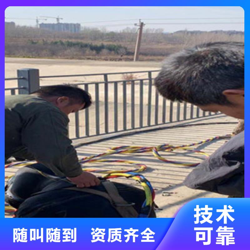 水上浮吊船 水池管道疏通服务至上