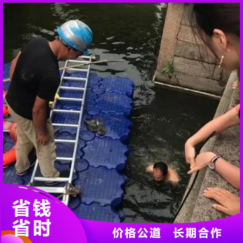 广安邻水县水库打捞溺水者快速到达